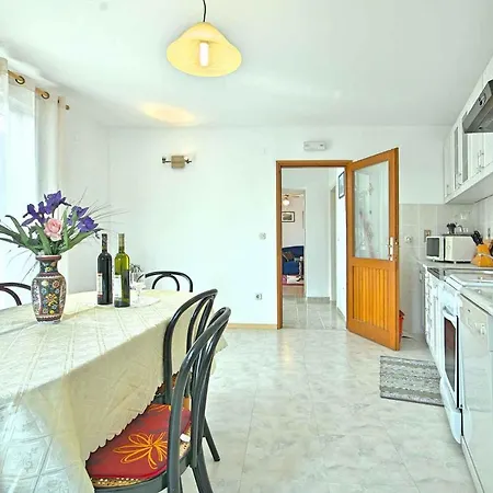 In Porec 35381