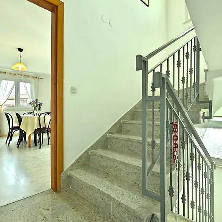In Porec 35381 Dracevac